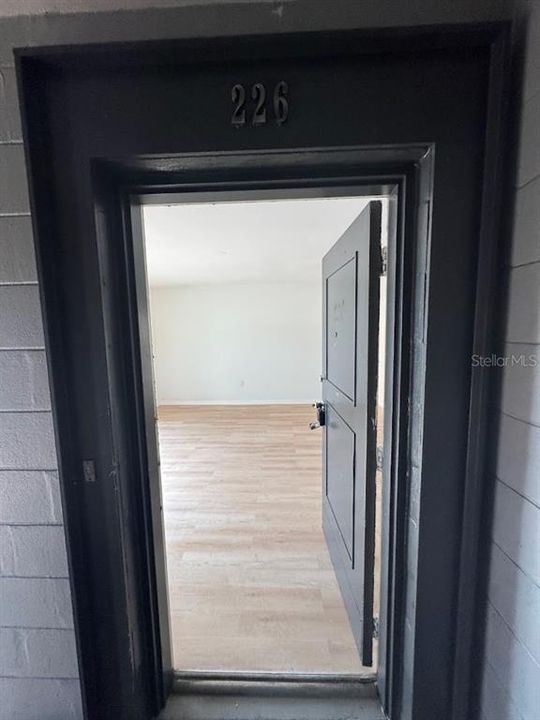 For Rent: $2,500 (2 beds, 1 baths, 768 Square Feet)