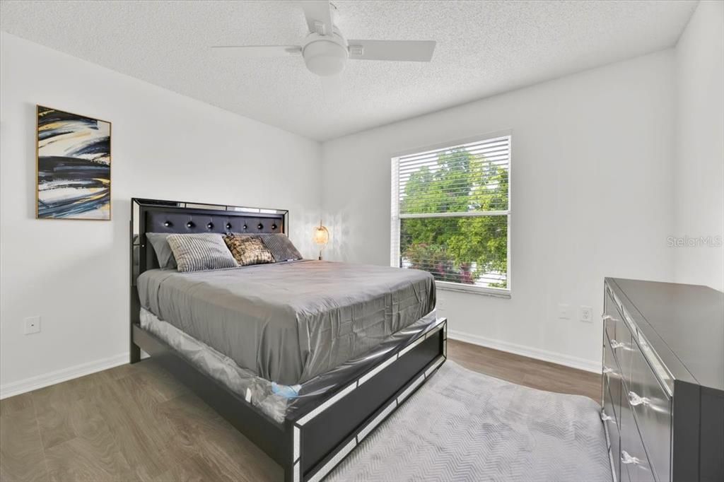 For Sale: $539,000 (5 beds, 3 baths, 2330 Square Feet)