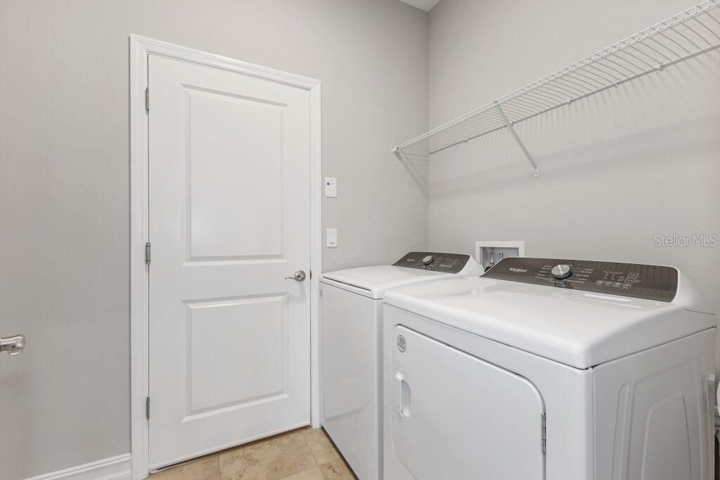 For Sale: $339,990 (2 beds, 2 baths, 1631 Square Feet)