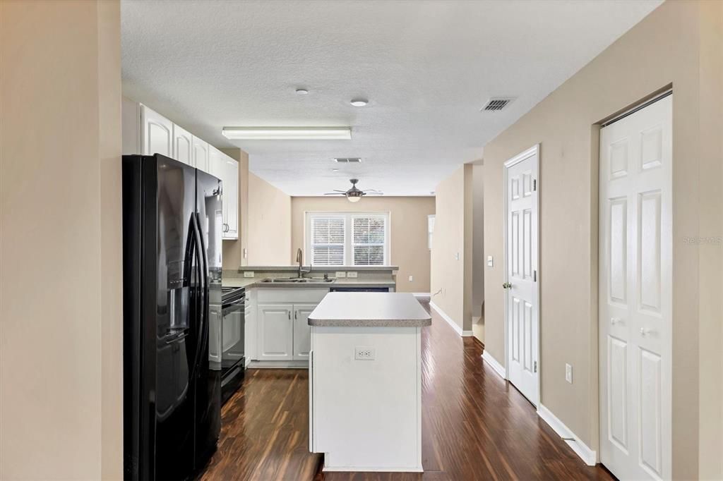 出租: $2,000 (2 贝兹, 2 浴室, 1092 平方英尺)