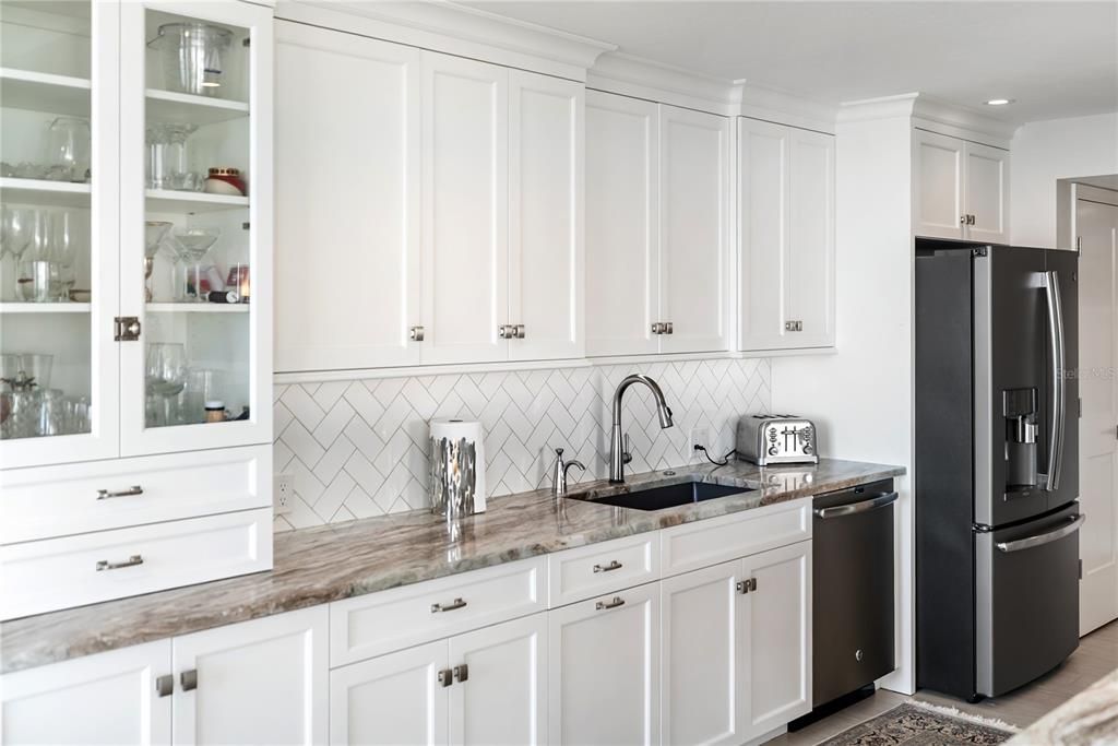 For Sale: $1,250,000 (2 beds, 2 baths, 1736 Square Feet)