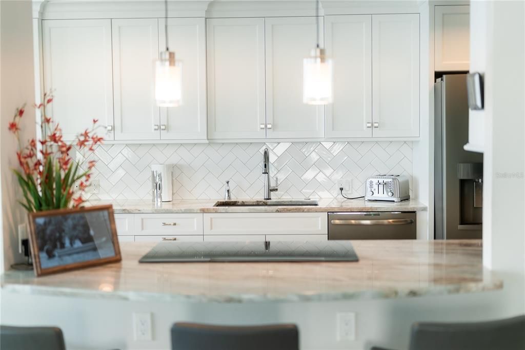 For Sale: $1,250,000 (2 beds, 2 baths, 1736 Square Feet)