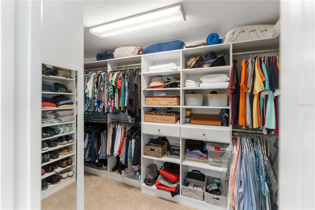 For Sale: $1,250,000 (2 beds, 2 baths, 1736 Square Feet)