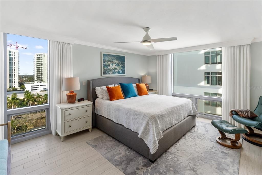 For Sale: $1,250,000 (2 beds, 2 baths, 1736 Square Feet)