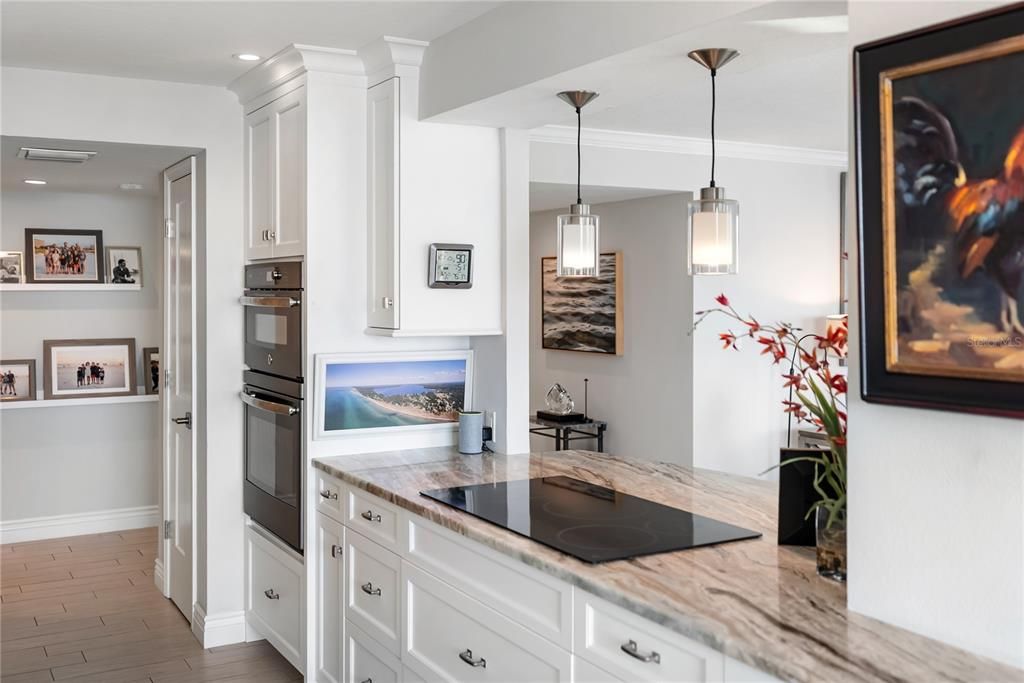 For Sale: $1,250,000 (2 beds, 2 baths, 1736 Square Feet)