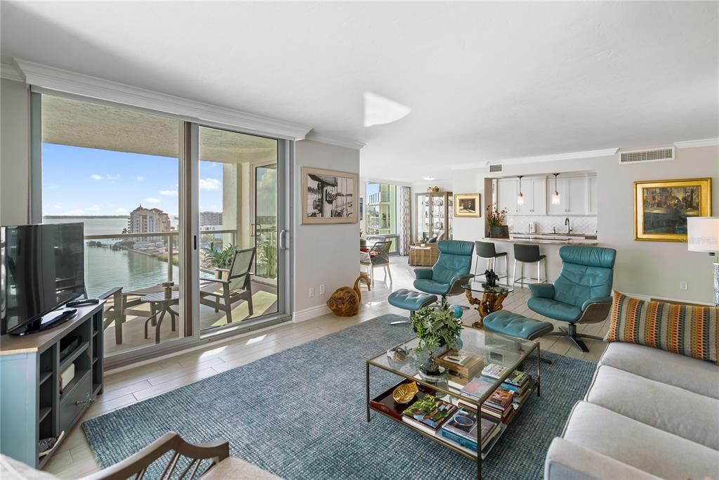 For Sale: $1,250,000 (2 beds, 2 baths, 1736 Square Feet)