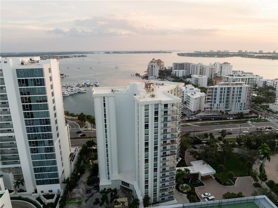 For Sale: $1,250,000 (2 beds, 2 baths, 1736 Square Feet)