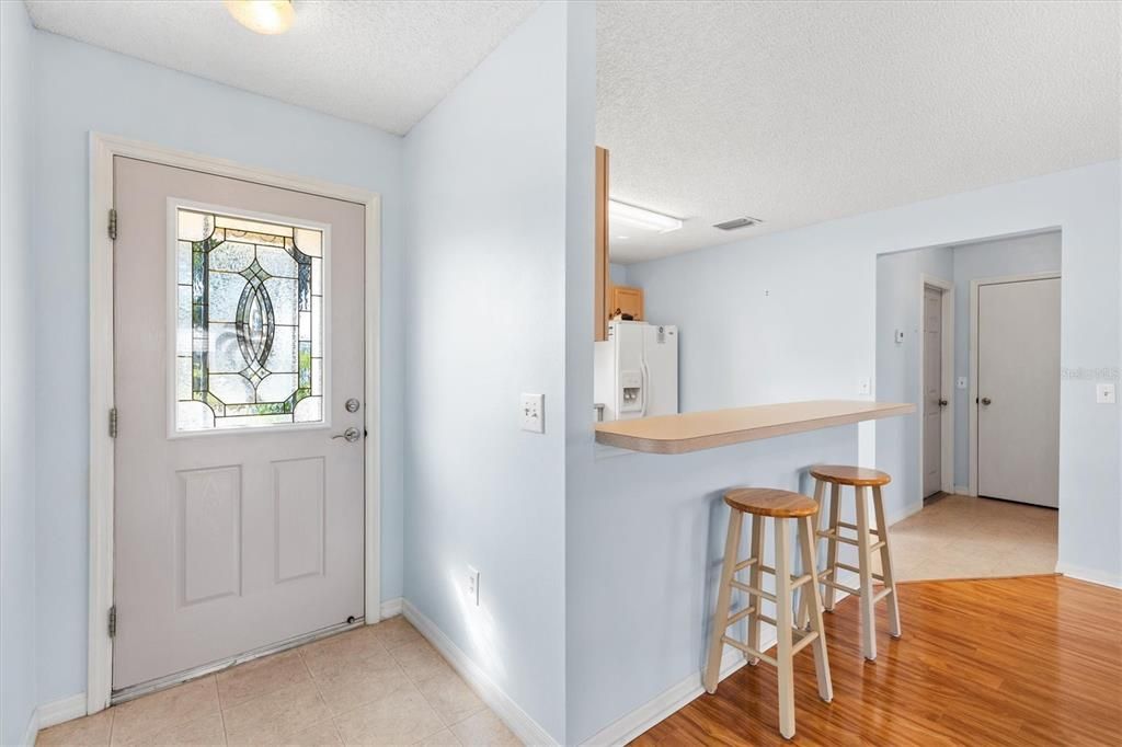 For Sale: $269,000 (3 beds, 2 baths, 1253 Square Feet)