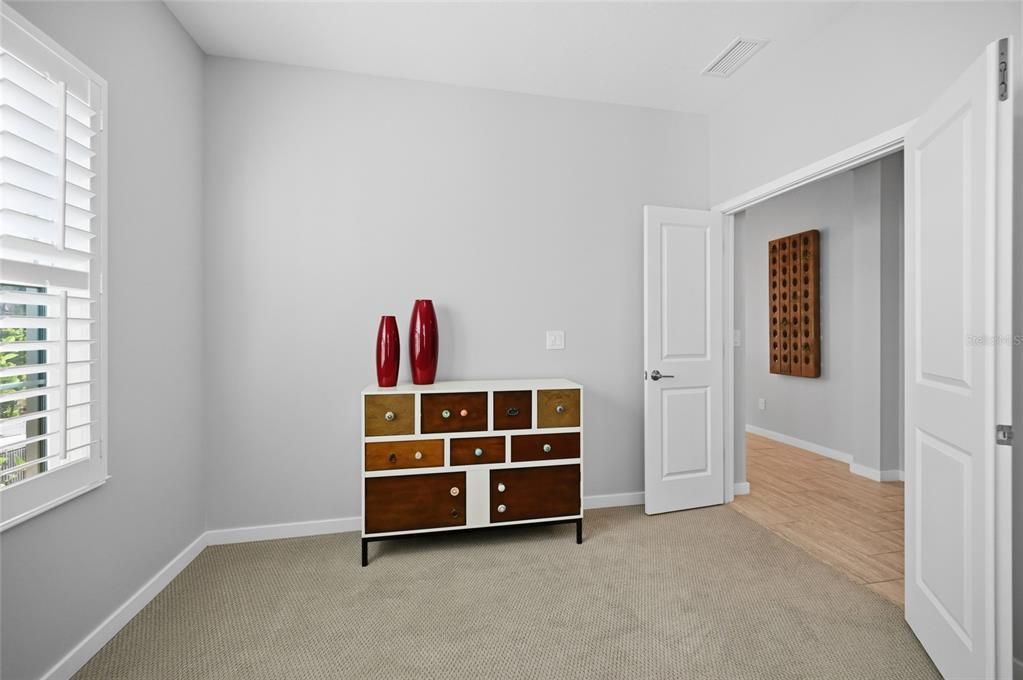 待售: $600,000 (2 贝兹, 2 浴室, 1525 平方英尺)