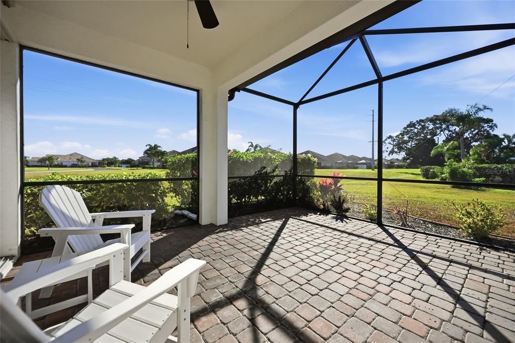 待售: $600,000 (2 贝兹, 2 浴室, 1525 平方英尺)