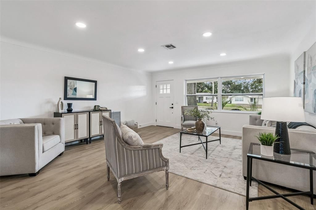 На продажу: $489,900 (4 спален, 2 ванн, 1885 Квадратных фут)