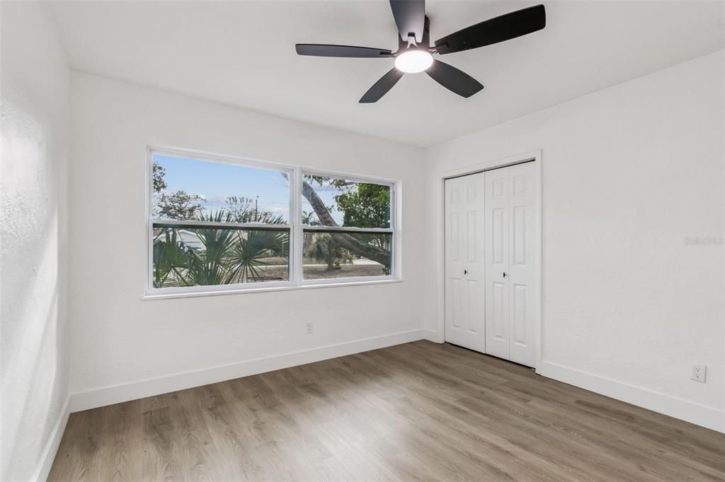 На продажу: $489,900 (4 спален, 2 ванн, 1885 Квадратных фут)