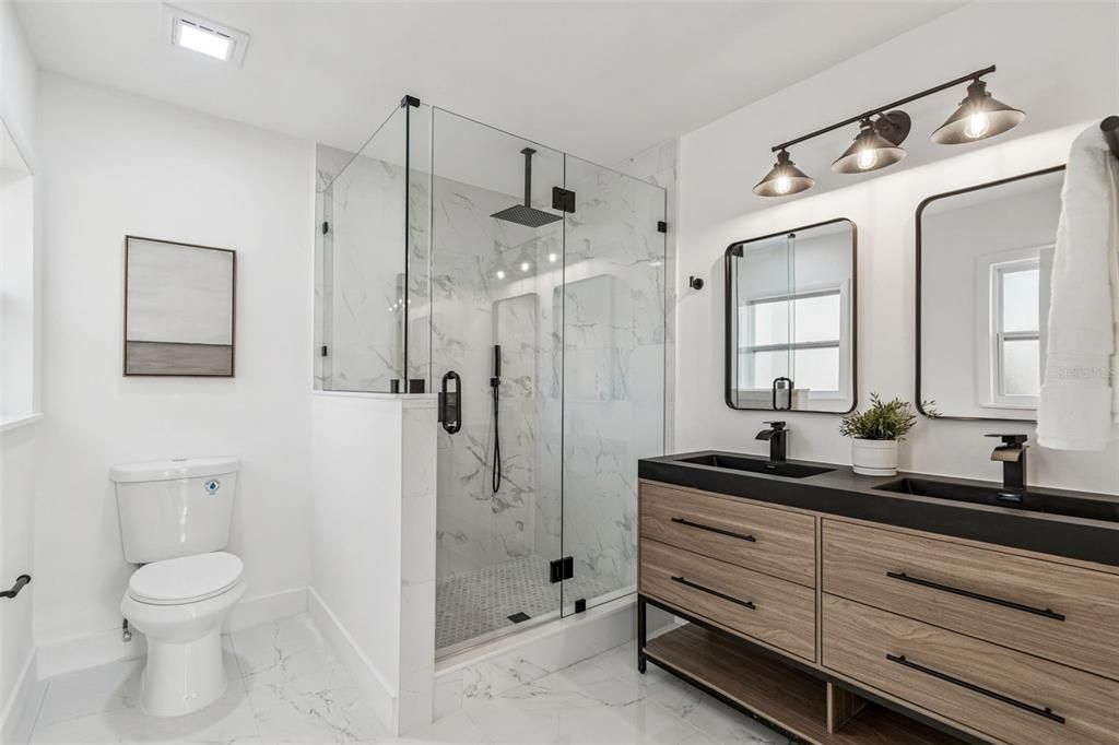 На продажу: $489,900 (4 спален, 2 ванн, 1885 Квадратных фут)