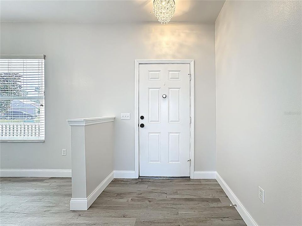 待售: $375,000 (3 贝兹, 2 浴室, 2020 平方英尺)