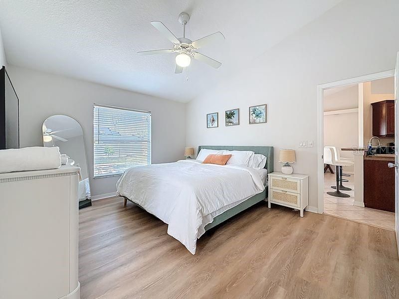 出租: $2,800 (3 贝兹, 2 浴室, 1313 平方英尺)