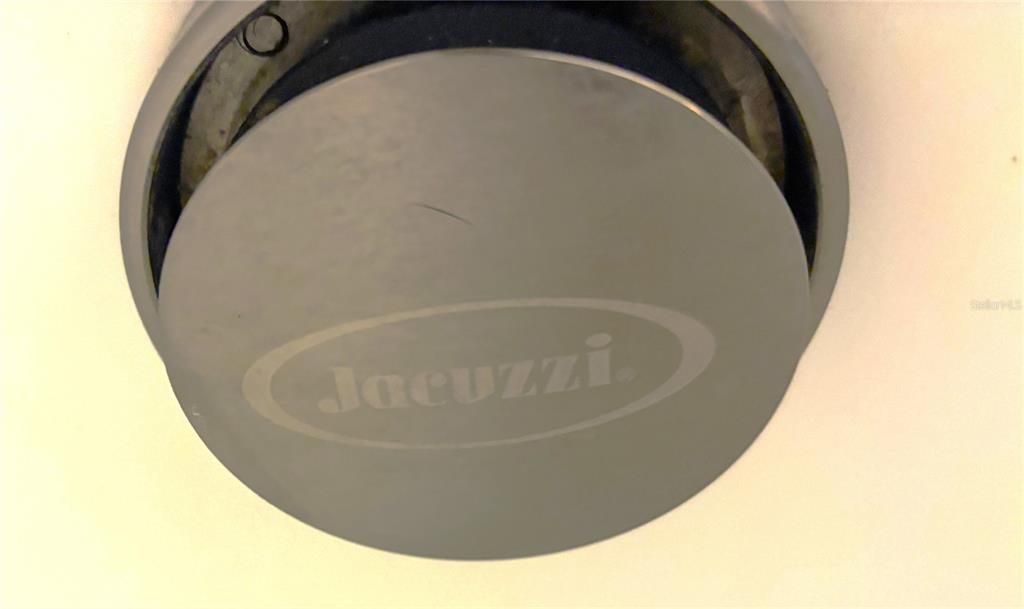 En Venta: $369,900 (3 camas, 2 baños, 1700 Pies cuadrados)