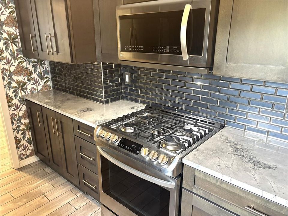 待售: $379,900 (3 贝兹, 2 浴室, 1700 平方英尺)