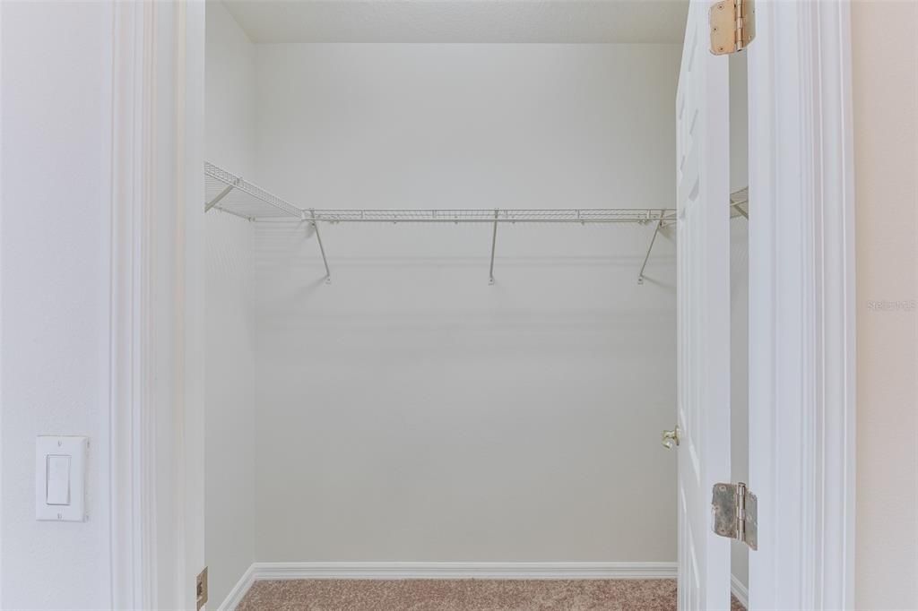 待售: $270,000 (2 贝兹, 2 浴室, 1330 平方英尺)