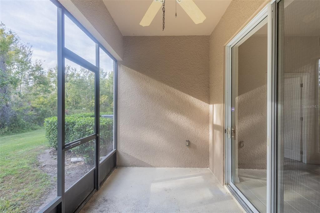 待售: $270,000 (2 贝兹, 2 浴室, 1330 平方英尺)