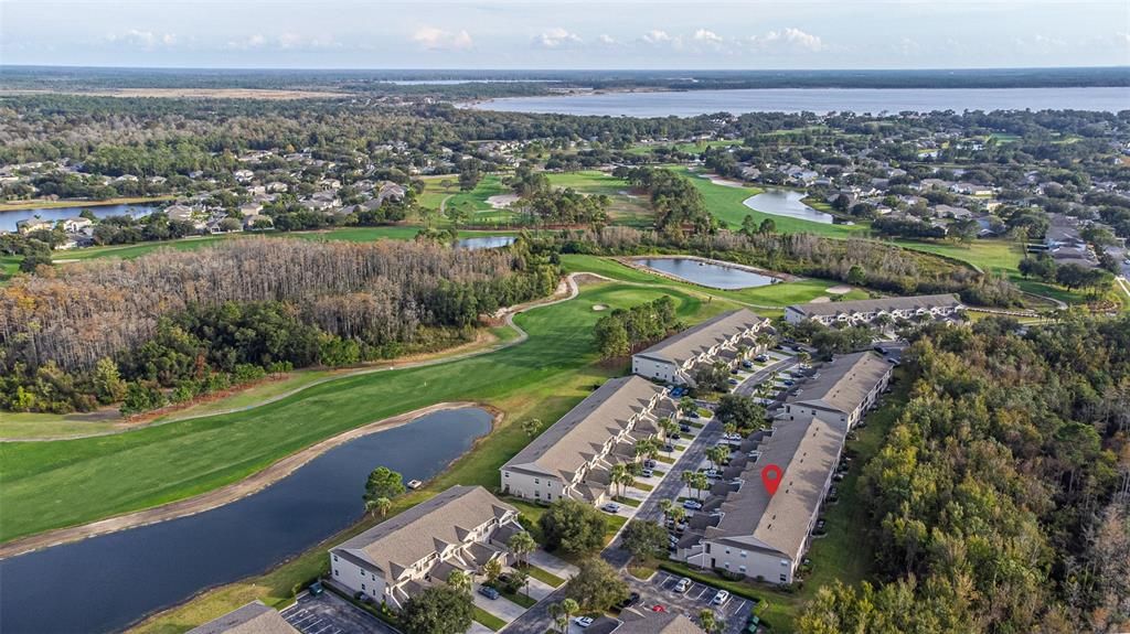 待售: $270,000 (2 贝兹, 2 浴室, 1330 平方英尺)