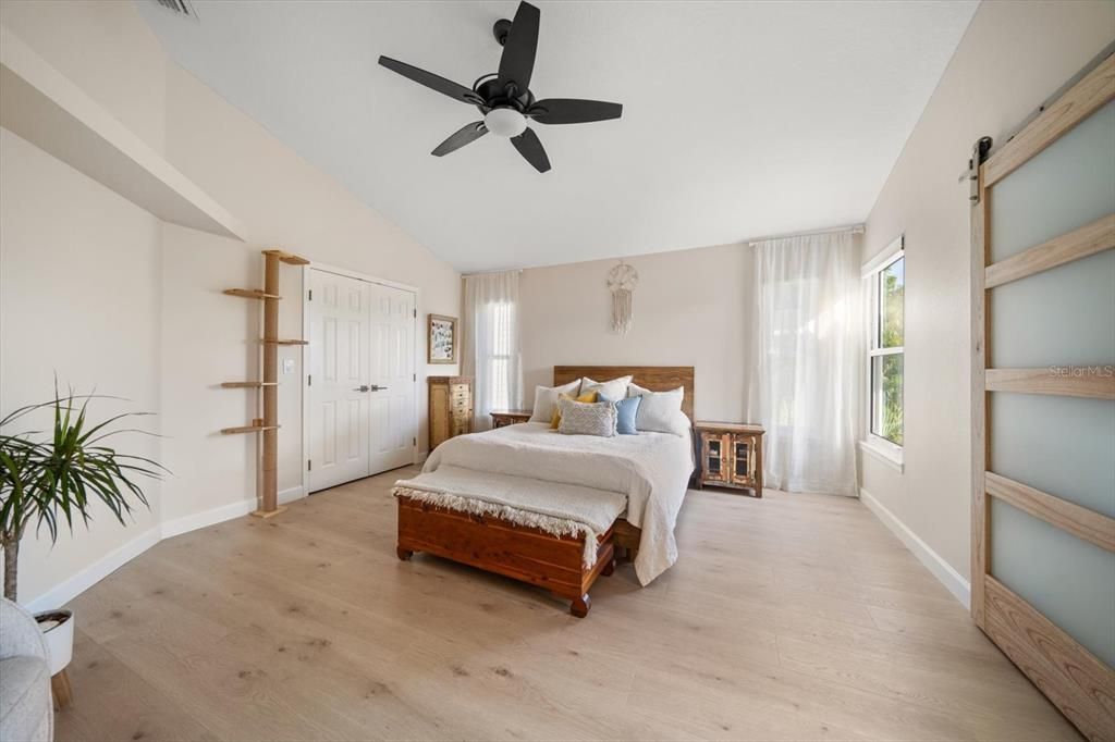 For Rent: $4,800 (4 beds, 3 baths, 2348 Square Feet)