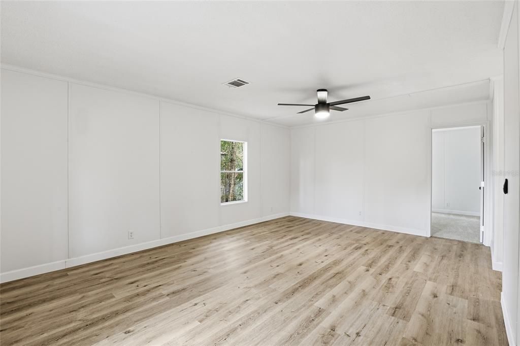 En Venta: $259,900 (4 camas, 3 baños, 2280 Pies cuadrados)