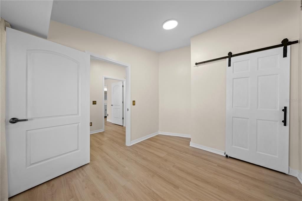 На продажу: $475,000 (3 спален, 2 ванн, 1636 Квадратных фут)