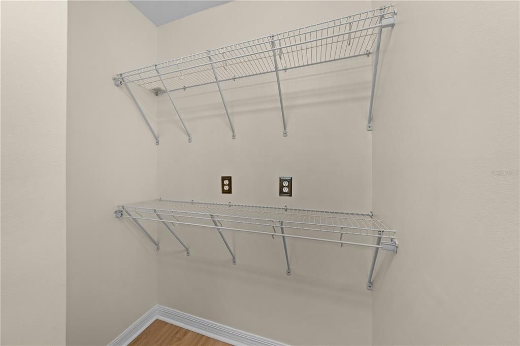 На продажу: $475,000 (3 спален, 2 ванн, 1636 Квадратных фут)