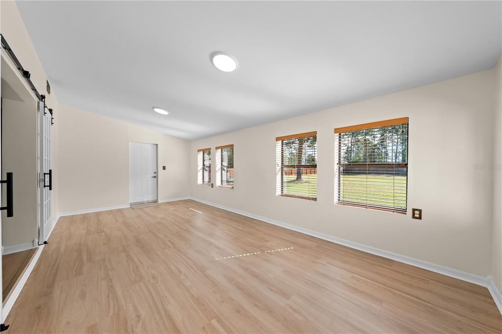 На продажу: $475,000 (3 спален, 2 ванн, 1636 Квадратных фут)