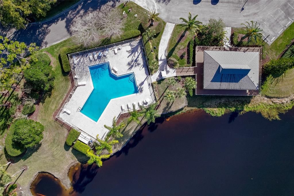 На продажу: $300,000 (3 спален, 2 ванн, 1930 Квадратных фут)