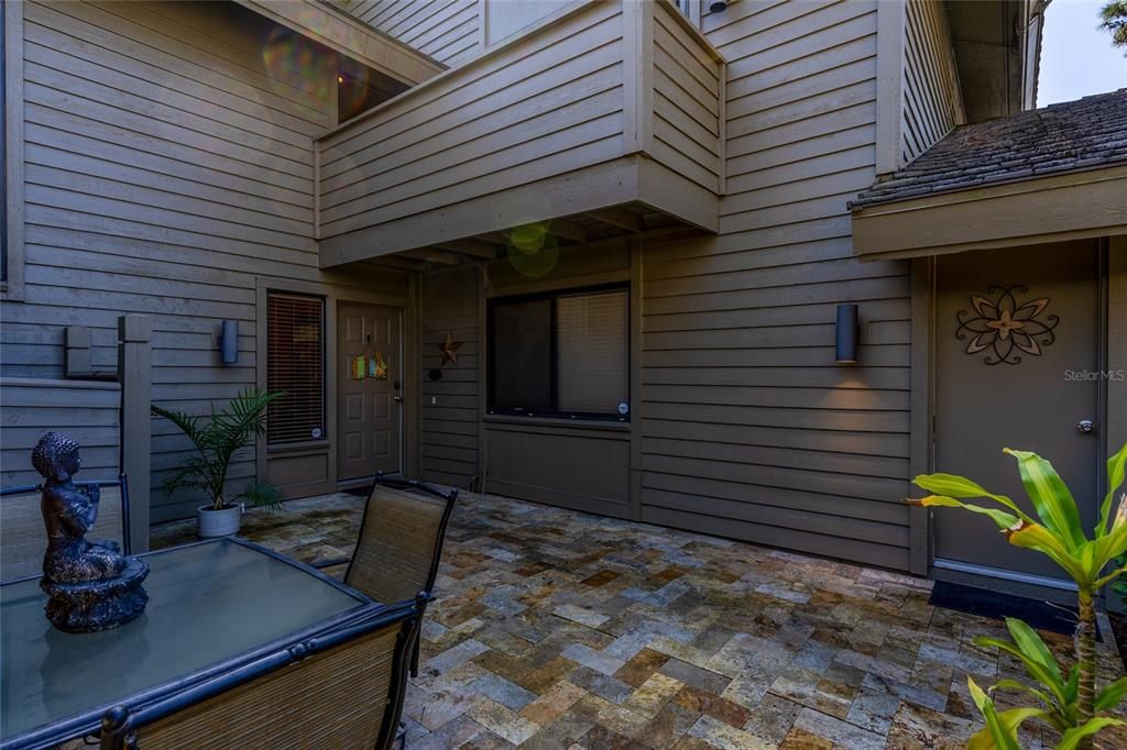 На продажу: $300,000 (3 спален, 2 ванн, 1930 Квадратных фут)