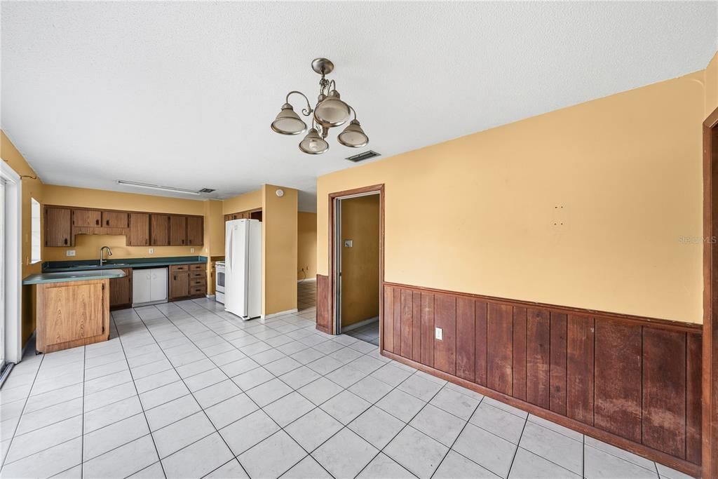 En Venta: $199,999 (3 camas, 2 baños, 1397 Pies cuadrados)