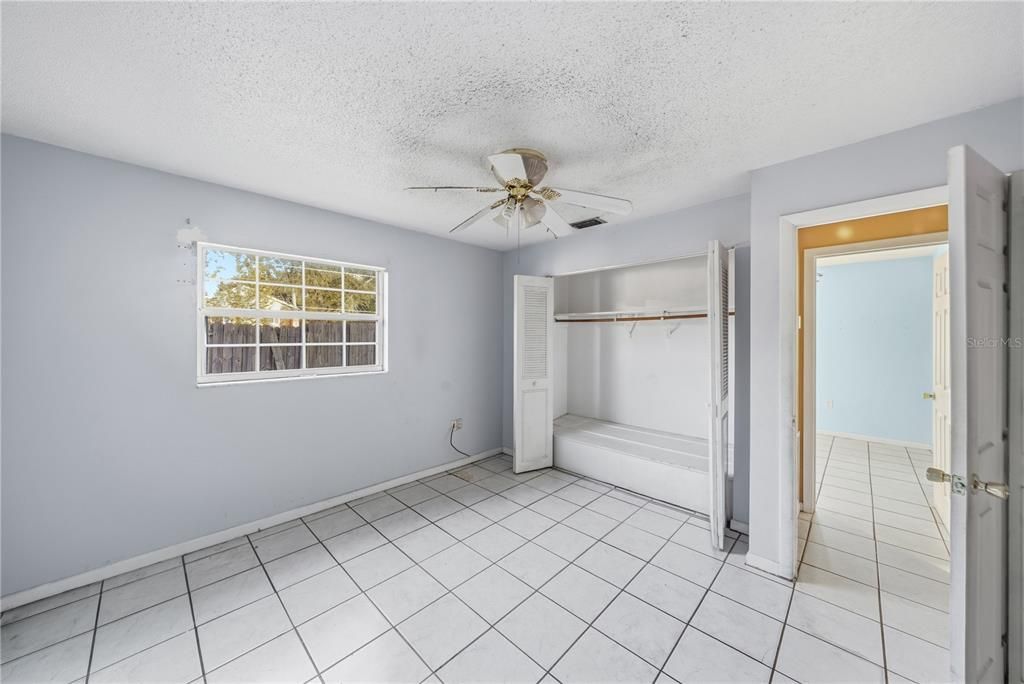 En Venta: $199,999 (3 camas, 2 baños, 1397 Pies cuadrados)