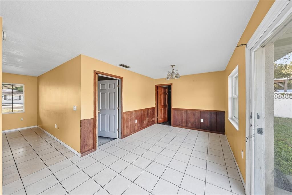 En Venta: $199,999 (3 camas, 2 baños, 1397 Pies cuadrados)