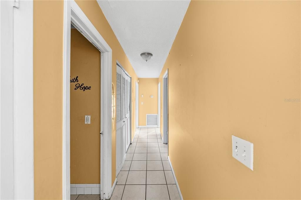 En Venta: $199,999 (3 camas, 2 baños, 1397 Pies cuadrados)