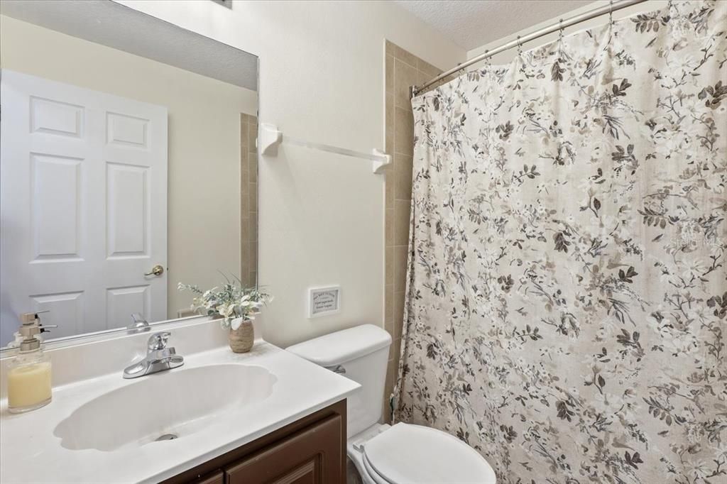 待售: $294,999 (3 贝兹, 2 浴室, 1315 平方英尺)