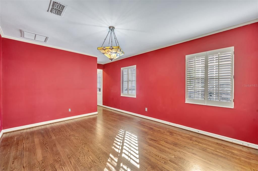 For Sale: $699,000 (4 beds, 2 baths, 2548 Square Feet)