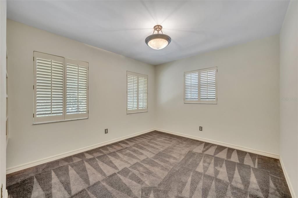 For Sale: $699,000 (4 beds, 2 baths, 2548 Square Feet)