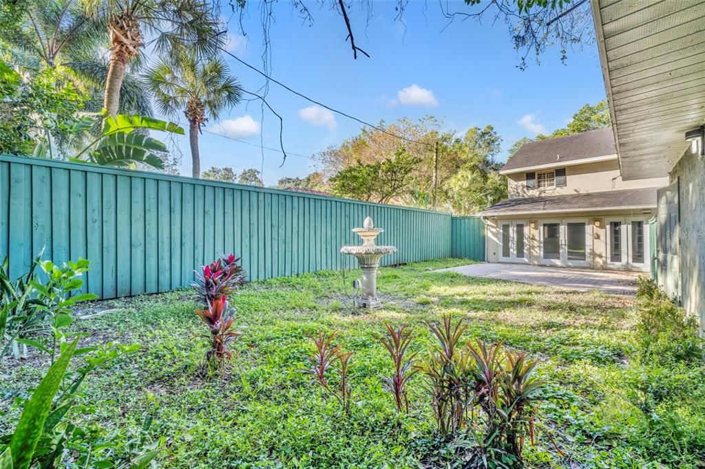 For Sale: $699,000 (4 beds, 2 baths, 2548 Square Feet)