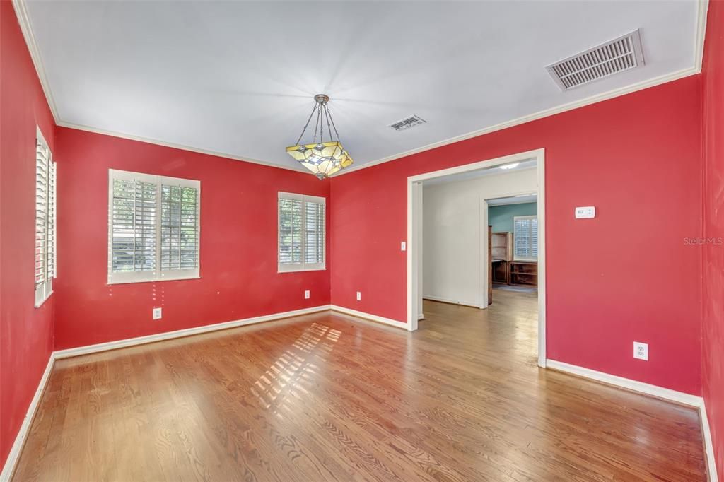 For Sale: $699,000 (4 beds, 2 baths, 2548 Square Feet)