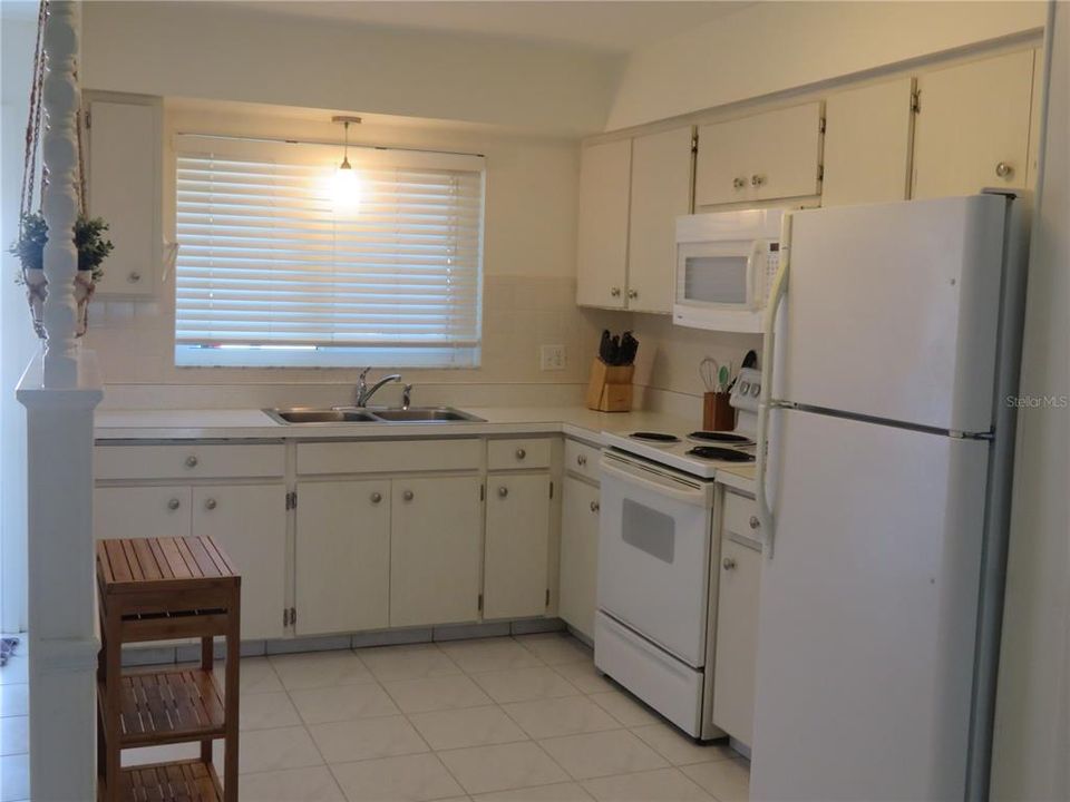 出租: $1,450 (2 贝兹, 1 浴室, 1100 平方英尺)