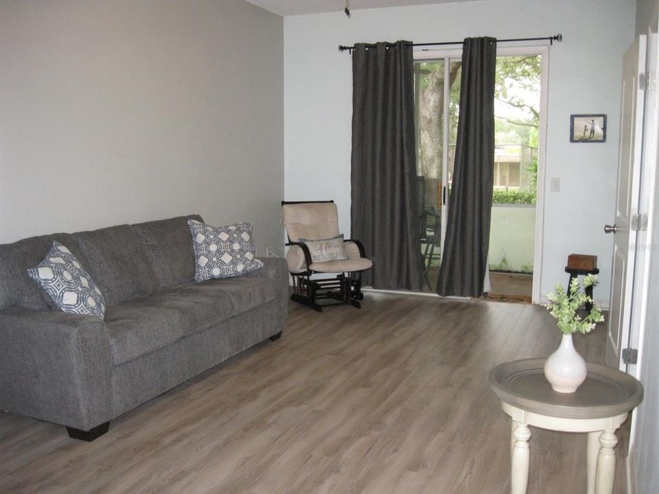 В аренду: $1,475 (1 спален, 1 ванн, 700 Квадратных фут)