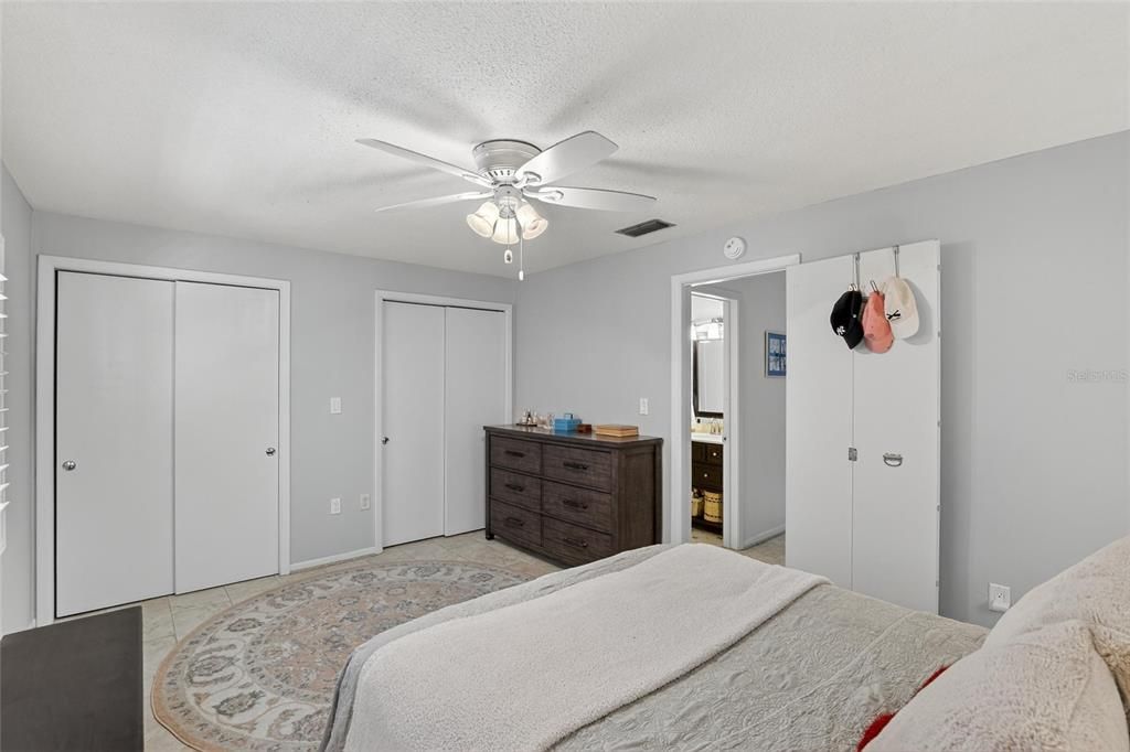 出租: $1,800 (1 贝兹, 1 浴室, 650 平方英尺)