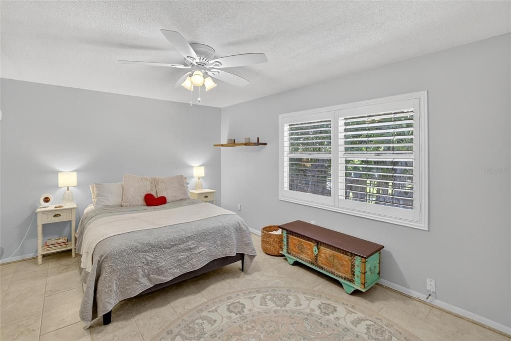 出租: $1,800 (1 贝兹, 1 浴室, 650 平方英尺)