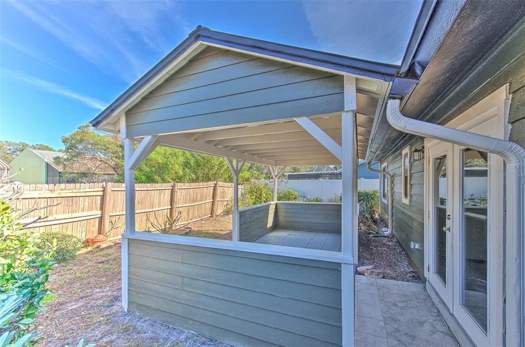 For Sale: $375,000 (3 beds, 2 baths, 1228 Square Feet)