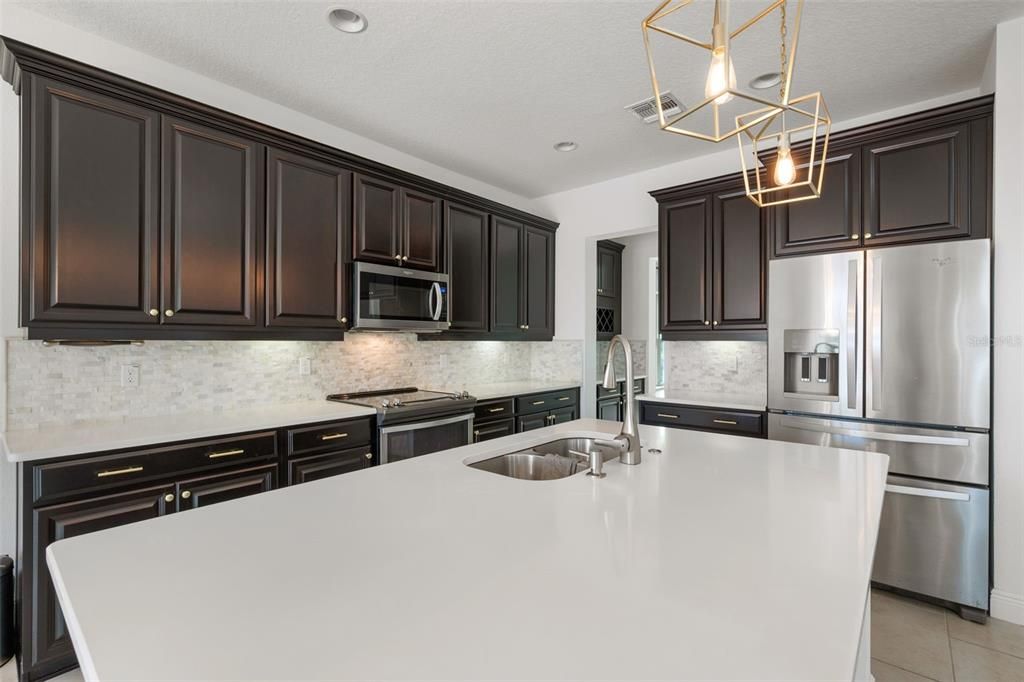 For Rent: $3,500 (5 beds, 3 baths, 3430 Square Feet)