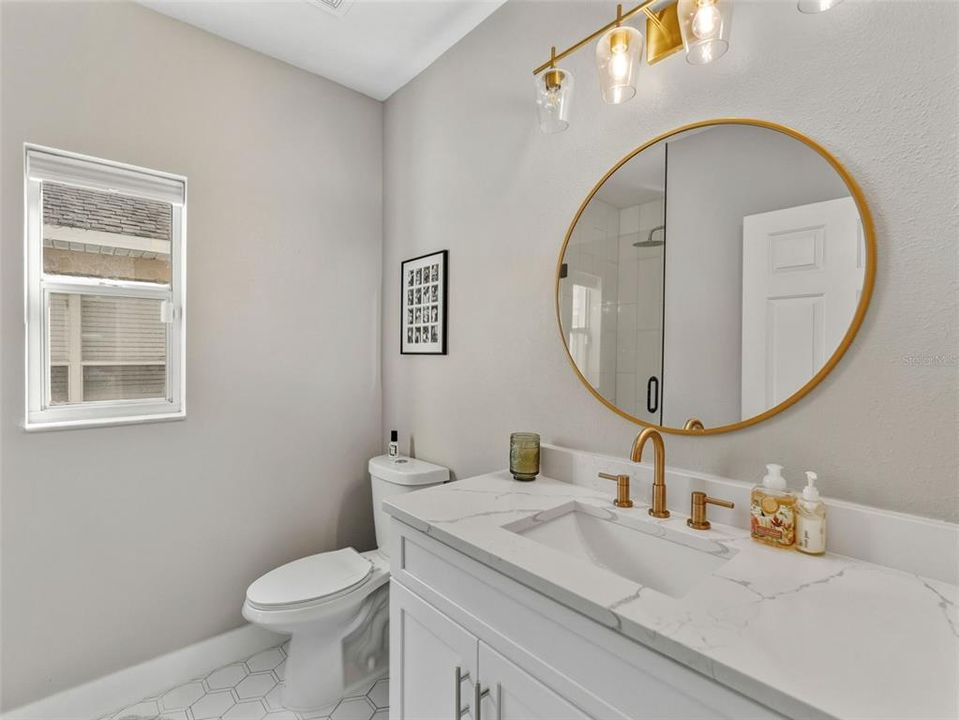 En Venta: $625,000 (4 camas, 3 baños, 2365 Pies cuadrados)