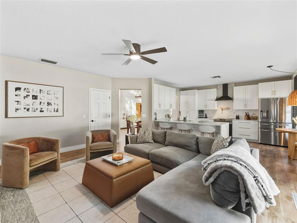 En Venta: $625,000 (4 camas, 3 baños, 2365 Pies cuadrados)