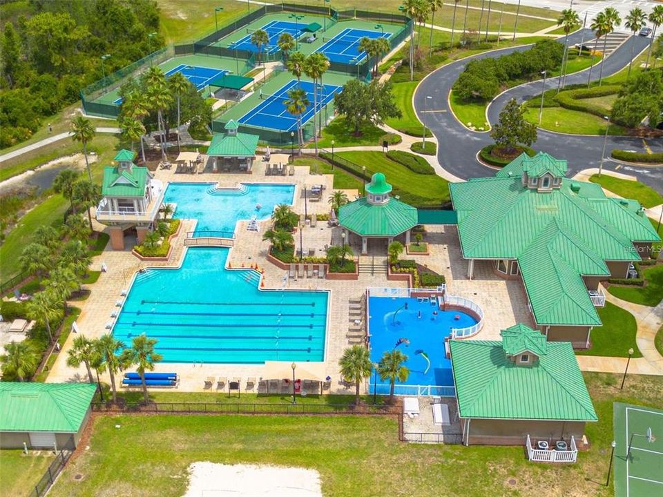 En Venta: $625,000 (4 camas, 3 baños, 2365 Pies cuadrados)