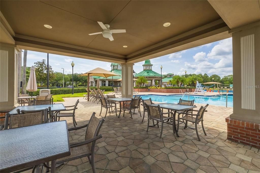 En Venta: $625,000 (4 camas, 3 baños, 2365 Pies cuadrados)